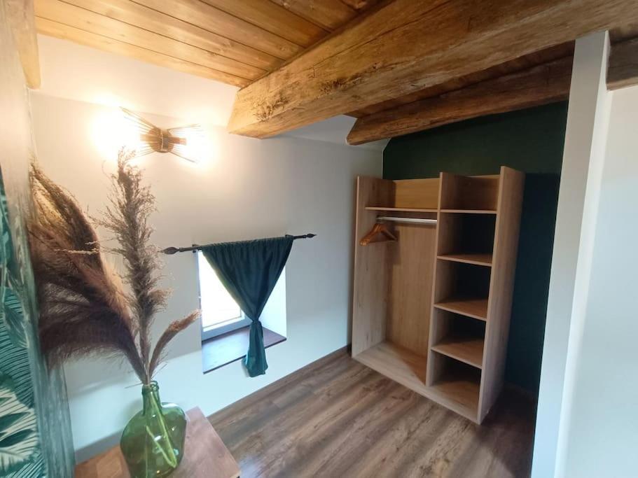 Aydoilles Appartement Independant La Tour Des Tuileries מראה חיצוני תמונה
